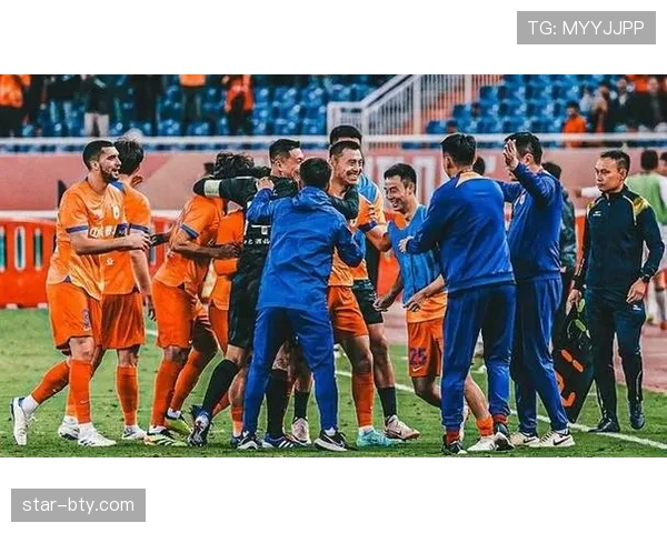 蔚山现代K联赛五连胜,锋线高效进球稳固榜首位置 蔚山现代K联赛五连胜,锋线高效进球稳固榜首位置